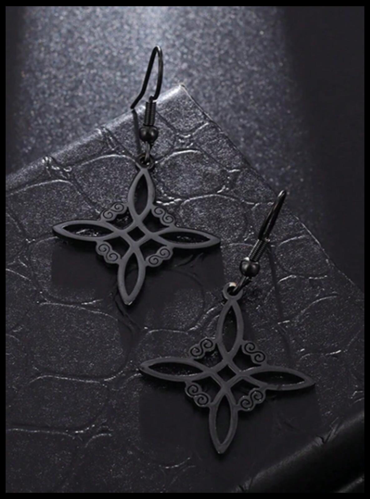 Celtic 4 point knot - Earrings - Black - 1.25"