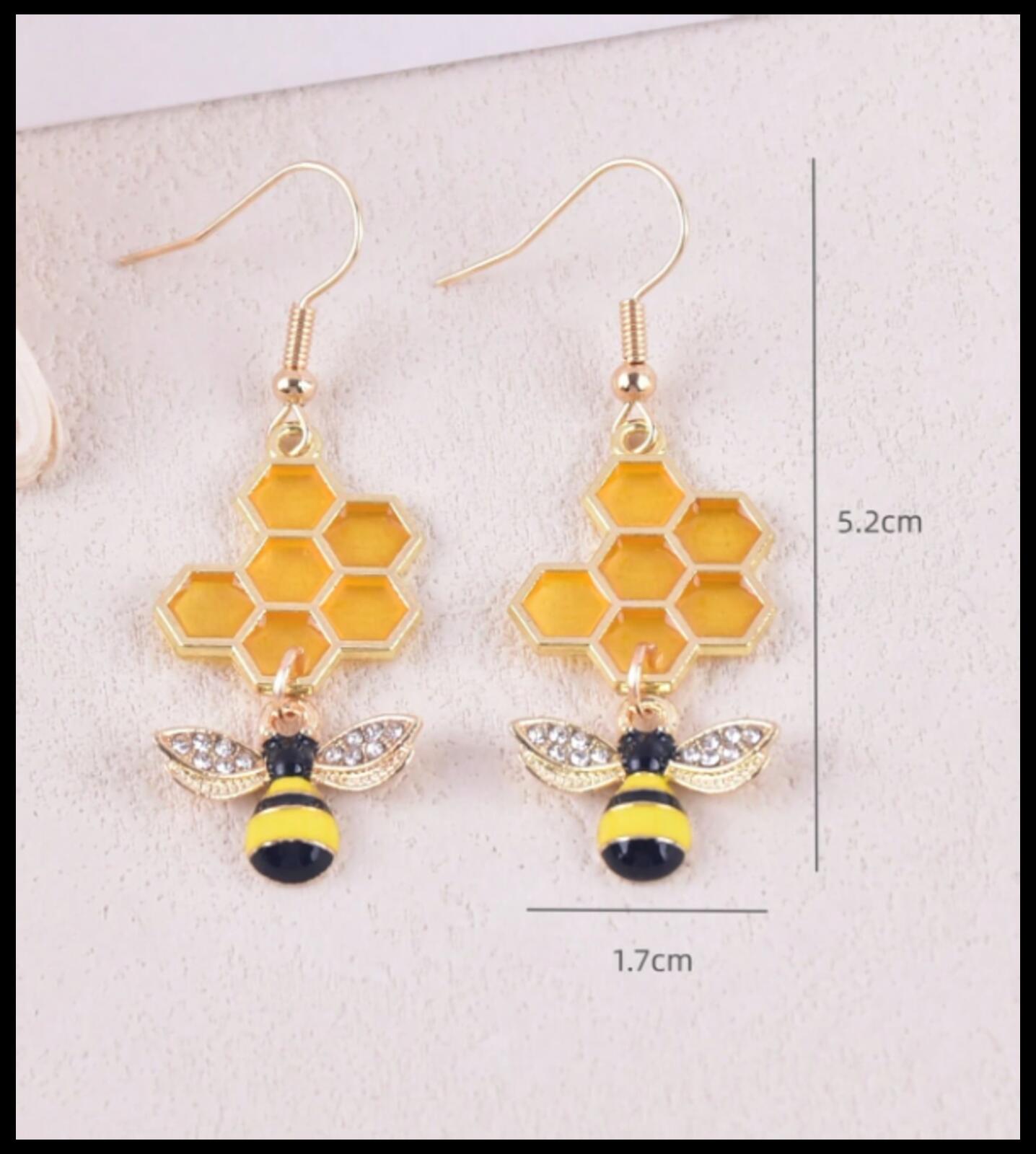 Yellow honeycomb and bee - Earrings - Gold - CZs - 1.5"