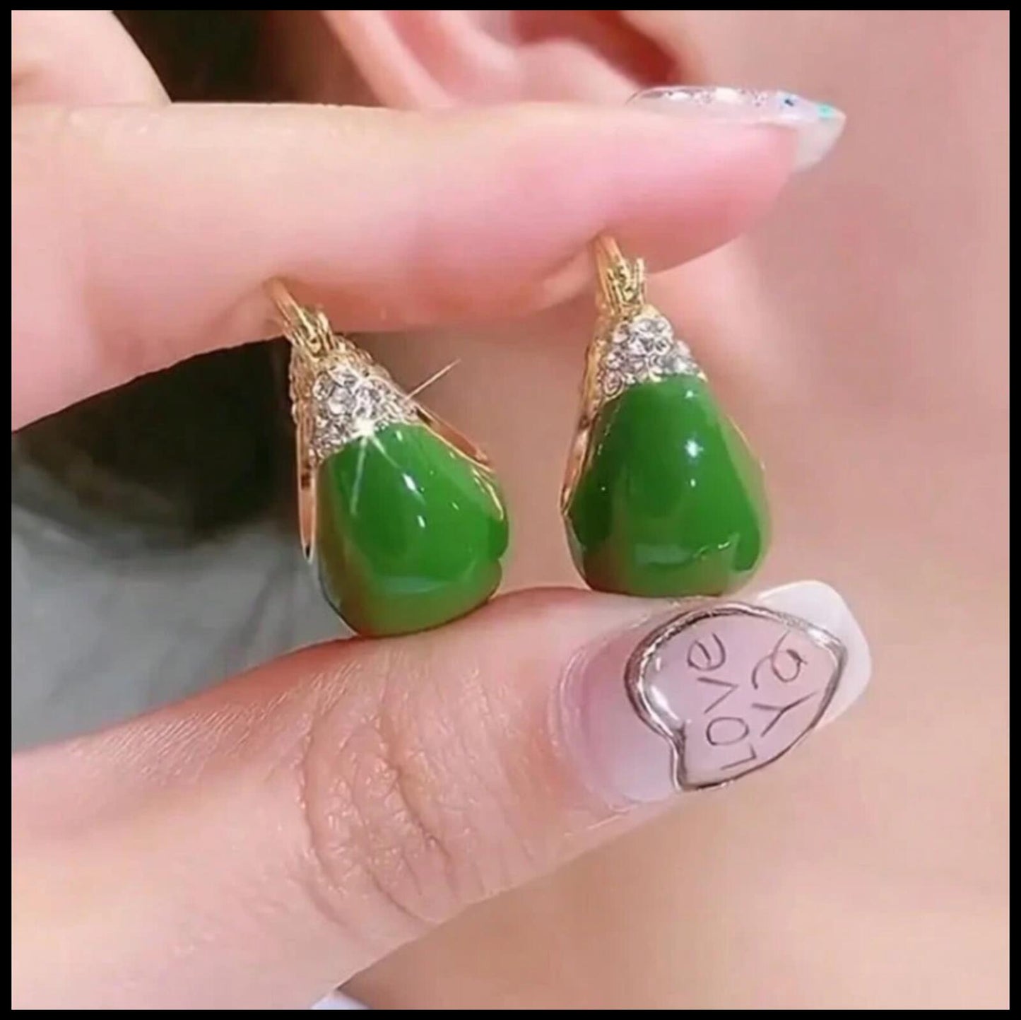 Green retro enamel hoop earrings - Earrings - Gold - 3/4"