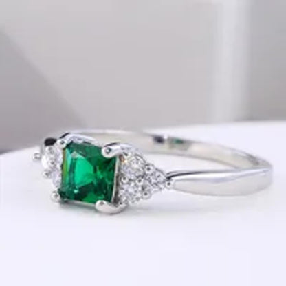 Petite green square accent - Ring - Silver - CZs - Size 7
