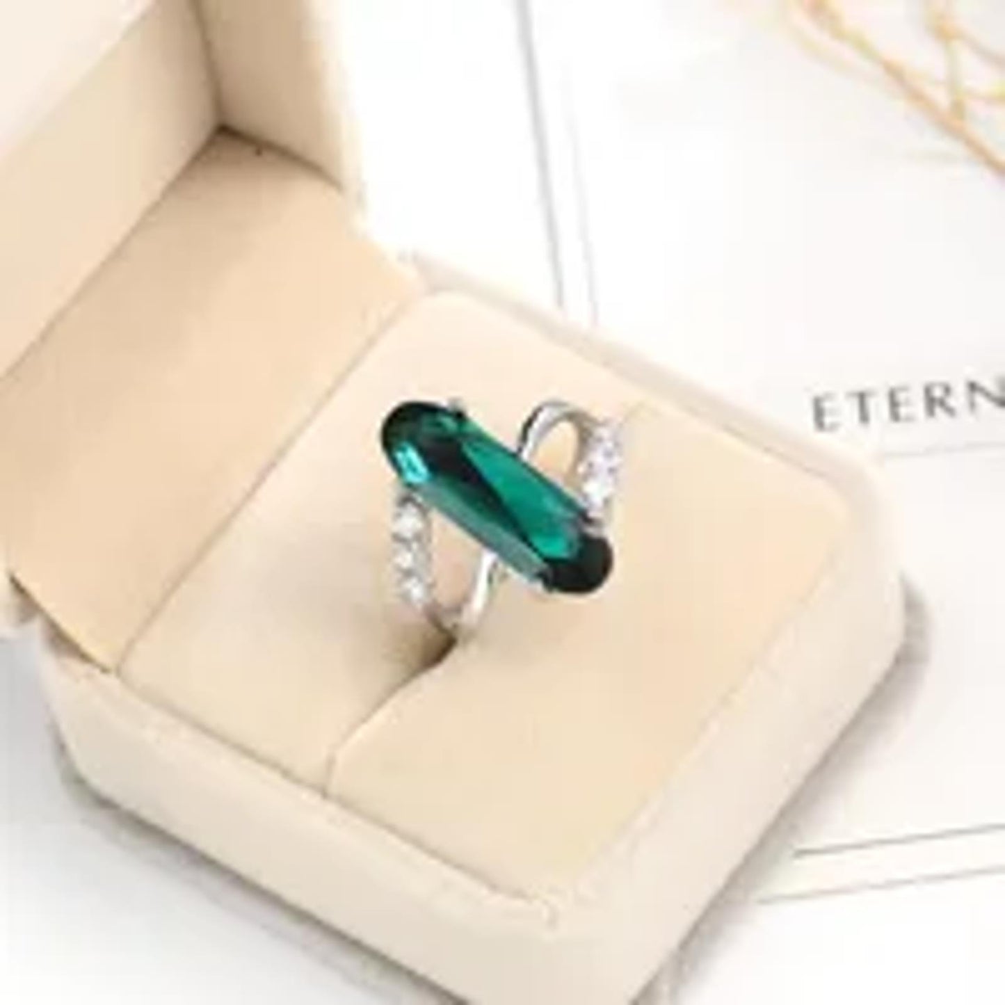 Green long oval - Ring - Silver - CZs - Size 10