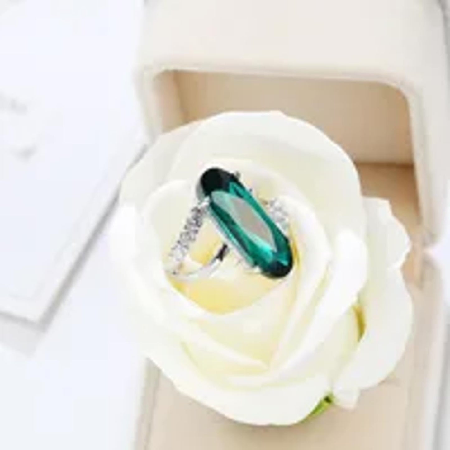 Green long oval - Ring - Silver - CZs - Size 10
