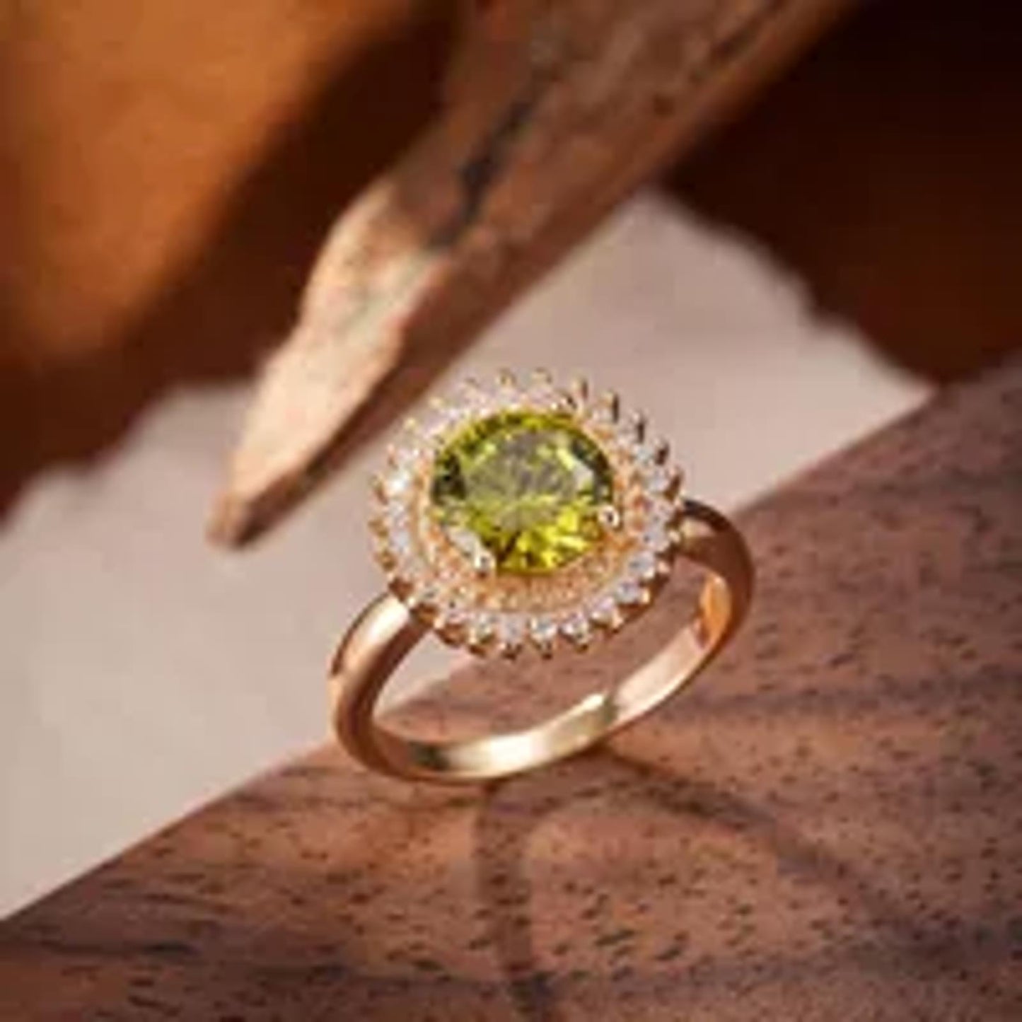 Olive green circle halo - Ring - Gold - CZs - Size 9