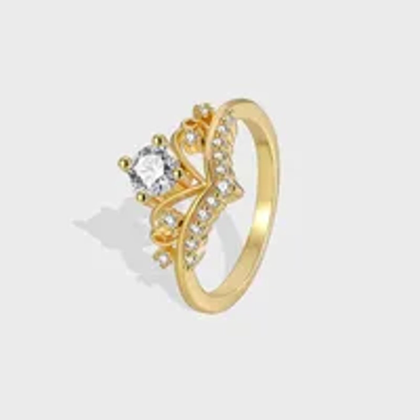 Round princess crown - Ring - Gold - CZs - Size 6