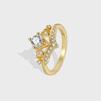 Round princess crown - Ring - Gold - CZs - Size 6