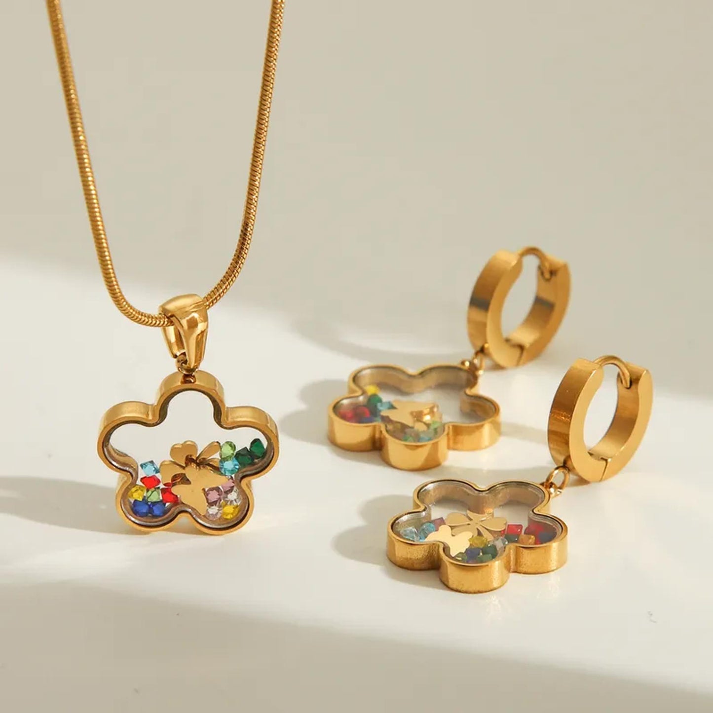 Lucky flower shake - Necklace/Earring set - Gold - CZs - 18"