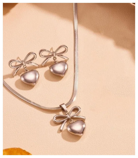 Minimalist bow/heart - Necklace/Earring set - Silver - 18"