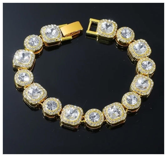 Round and square bling - Bracelet - Gold - CZs - 8"