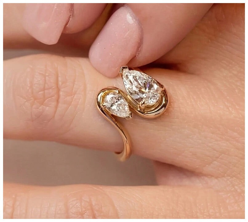 Double teardrop pear - Ring - Gold - CZs - Size 9
