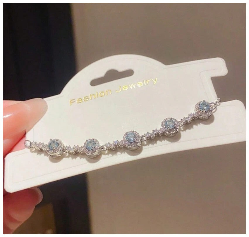 Delicate light blue - Bracelet - Silver - CZs - 7-8"