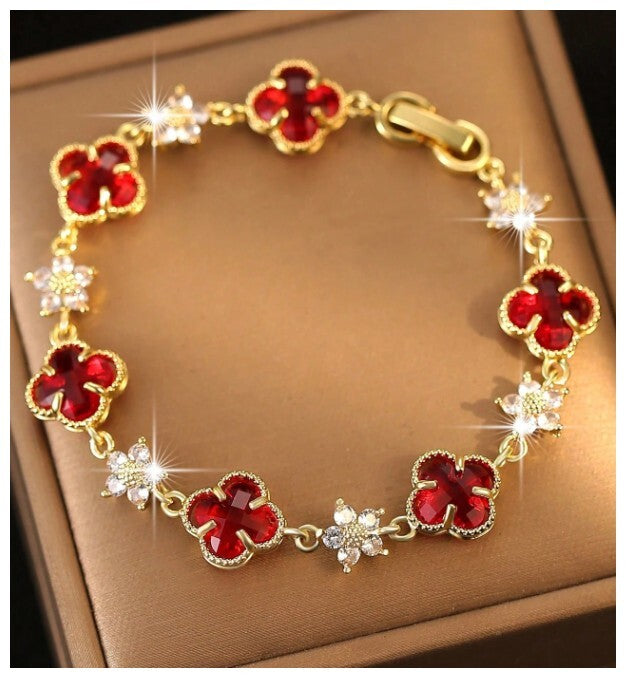 Red clover and flower - Bracelet - Gold - CZs - 7"