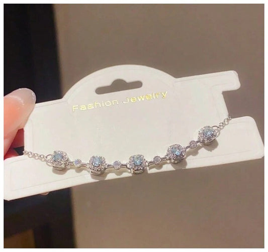 Delicate light blue - Bracelet - Silver - CZs - 7-8"