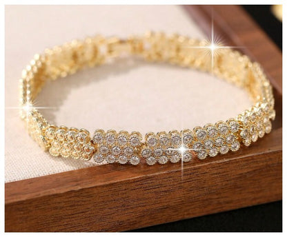 Round stone link - Bracelet - Gold - CZs - 7.5"