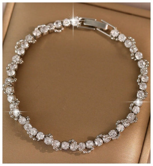 Twirled sparkle - Bracelet - Silver - CZs - 7"
