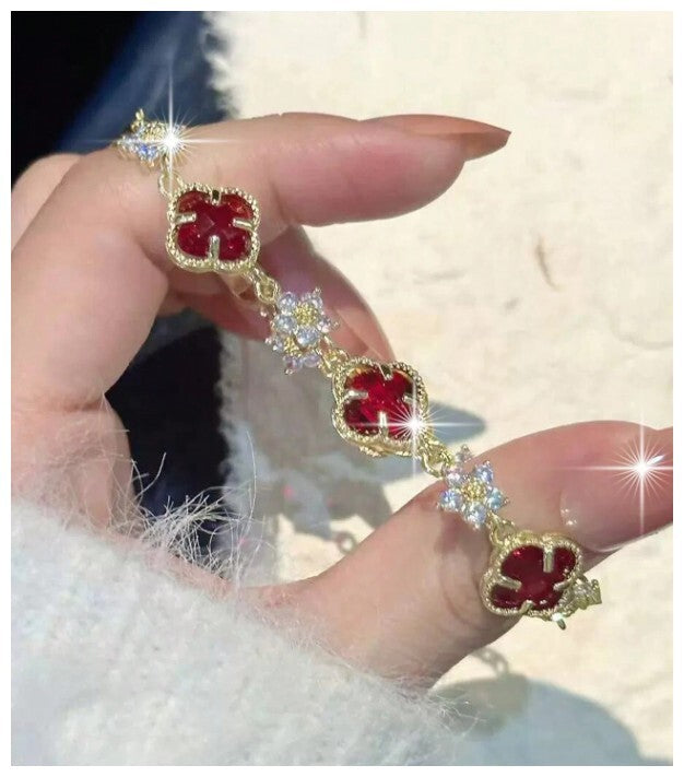 Red clover and flower - Bracelet - Gold - CZs - 7"