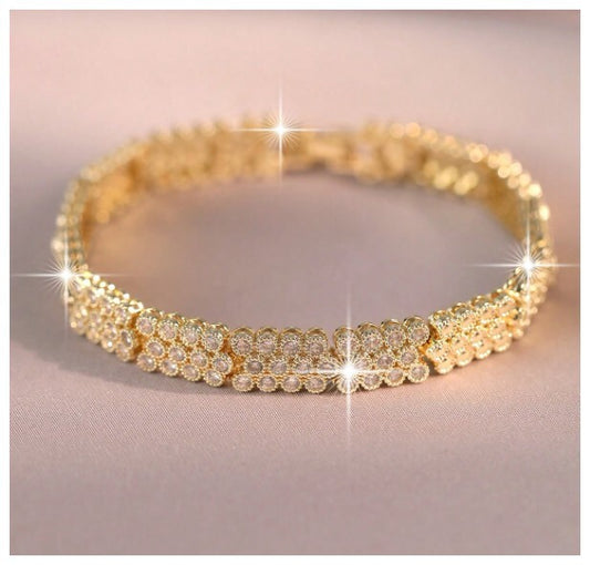 Round stone link - Bracelet - Gold - CZs - 7.5"
