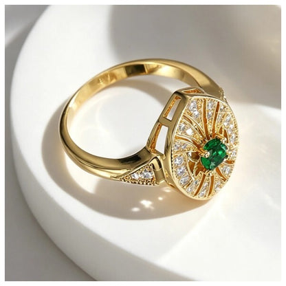 Antique art deco style green  - Ring - Gold - Size 6