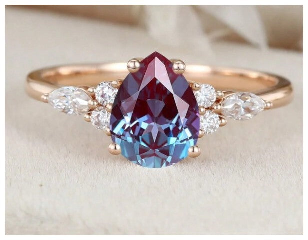 Rainbow pear shaped - Ring - Gold - CZs - Size 10