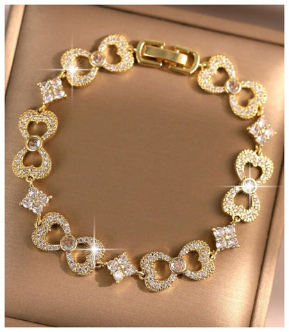 Heart bow design- Bracelet - Gold - CZs - 7"